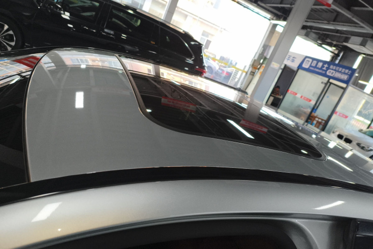 奔驰C级 2018款 C 200 运动版局部细节57