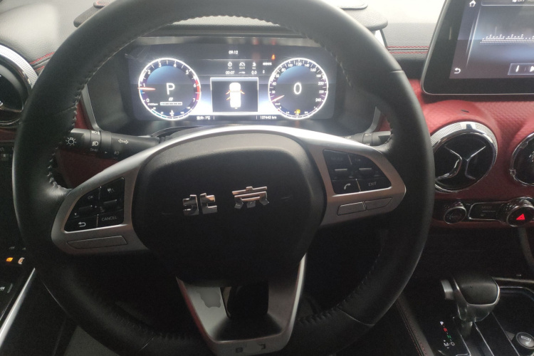 北京越野 北京BJ40 2021款 2.3T 自动四驱刀锋英雄版至尊型局部细节13