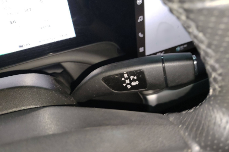 小鹏P7 2020款 670N局部细节18