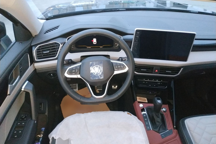 大众 探岳 2025款 众享款 300TSI中控内饰13