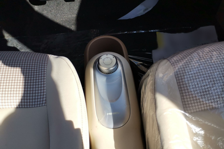 五菱汽车 宏光MINIEV 2025款 四门版 进阶款局部细节18