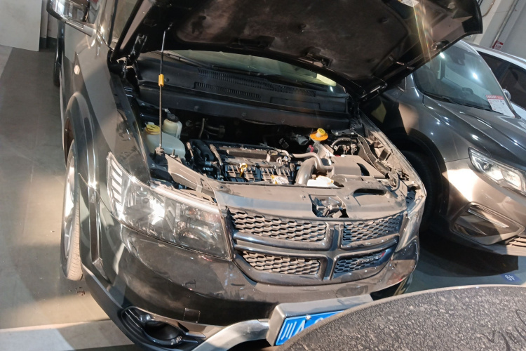 道奇 酷威 2016款 2.4L 两驱旅行版局部细节24