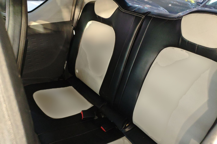 五菱汽车 宏光MINIEV 2021款 马卡龙臻享款 磷酸铁锂中控内饰21