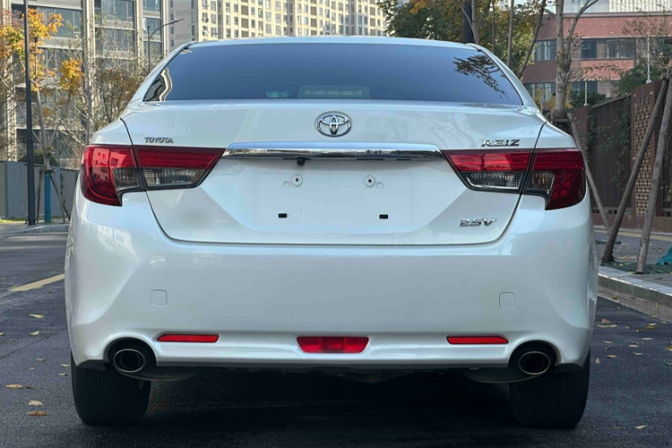 丰田 锐志 2013款 2.5V 菁锐版车身外观6002