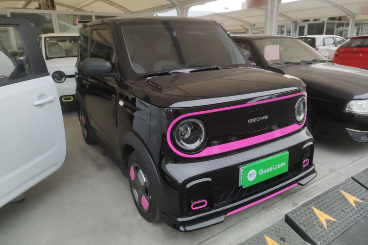 吉利银河 2025款 210km 熊猫卡丁车身外观3