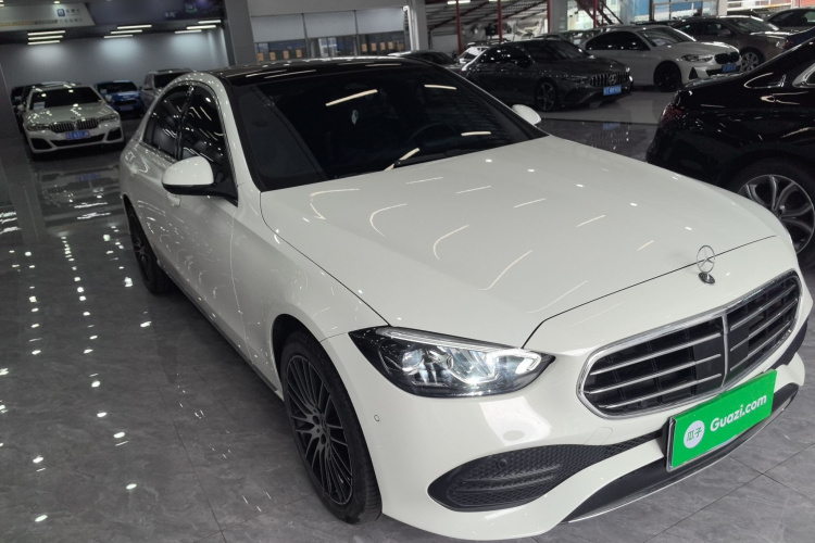 奔驰C级 2023款 C 260 L车身外观3