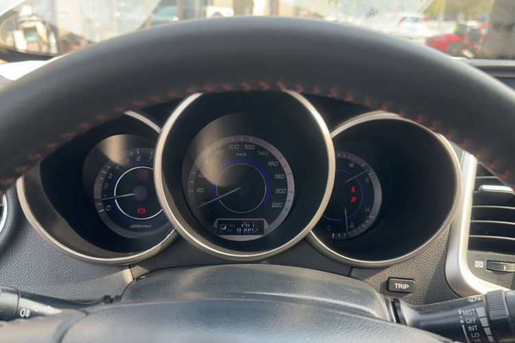 长安 逸动 2013款 1.6L 自动俊酷型 国IV局部细节14