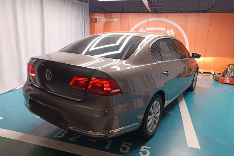 大众 迈腾 2015款 2.0TSI 豪华型车身外观6005