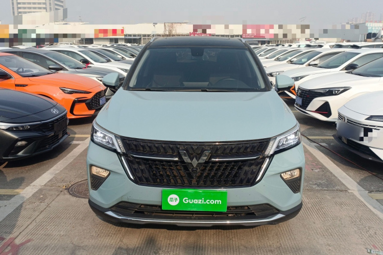 五菱汽车 五菱星辰 2021款 1.5T CVT星辉版车身外观2