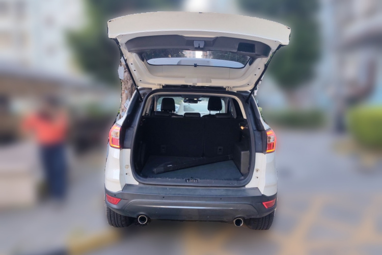 福特 翼虎 2019款 EcoBoost 180 两驱铂翼型 国VI局部细节23