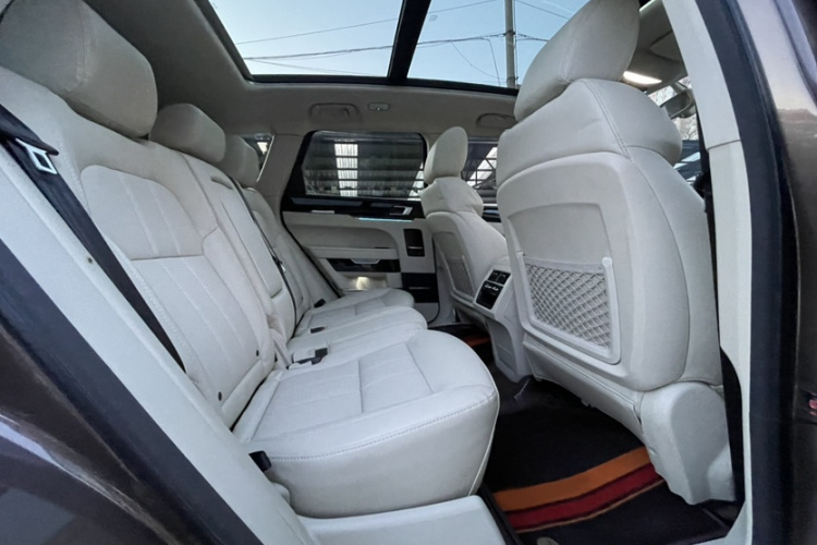 众泰T700 2017款 1.8T 双离合尊享型中控内饰7007