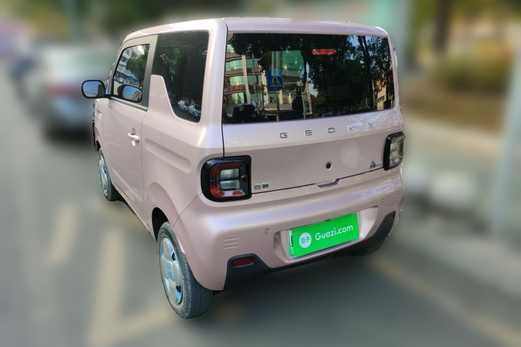 吉利银河 2023款 熊猫mini 200km 耐力熊车身外观5