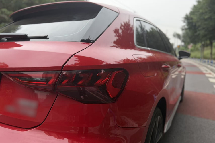 奥迪A3 2021款 Sportback 35 TFSI 时尚运动型车身外观6009