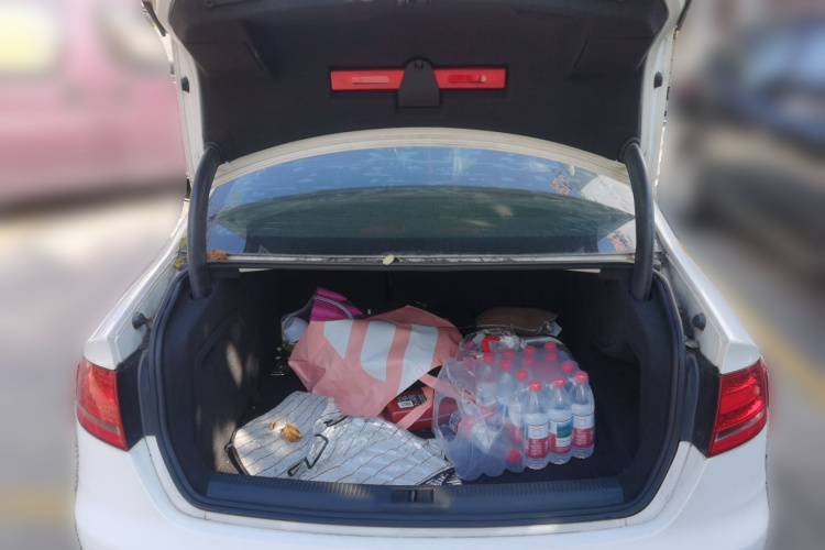 奥迪A4L 2011款 2.0 TFSI 技术型局部细节23