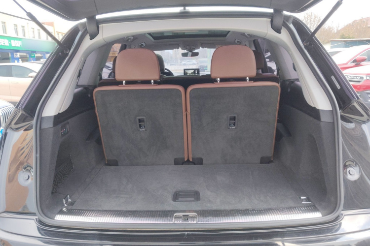 奥迪Q7 2018款 40 TFSI 舒适型局部细节23
