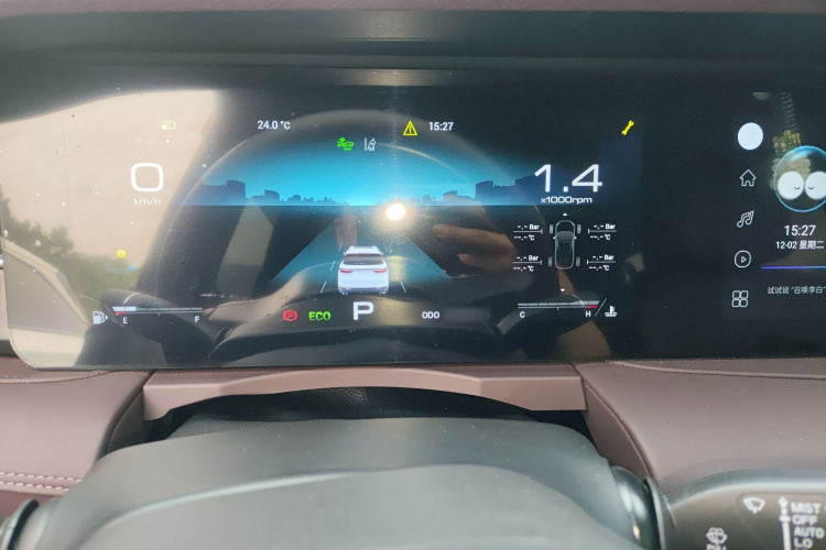 捷途X90 2023款 子龙 2.0T DCT常胜版 7座局部细节14