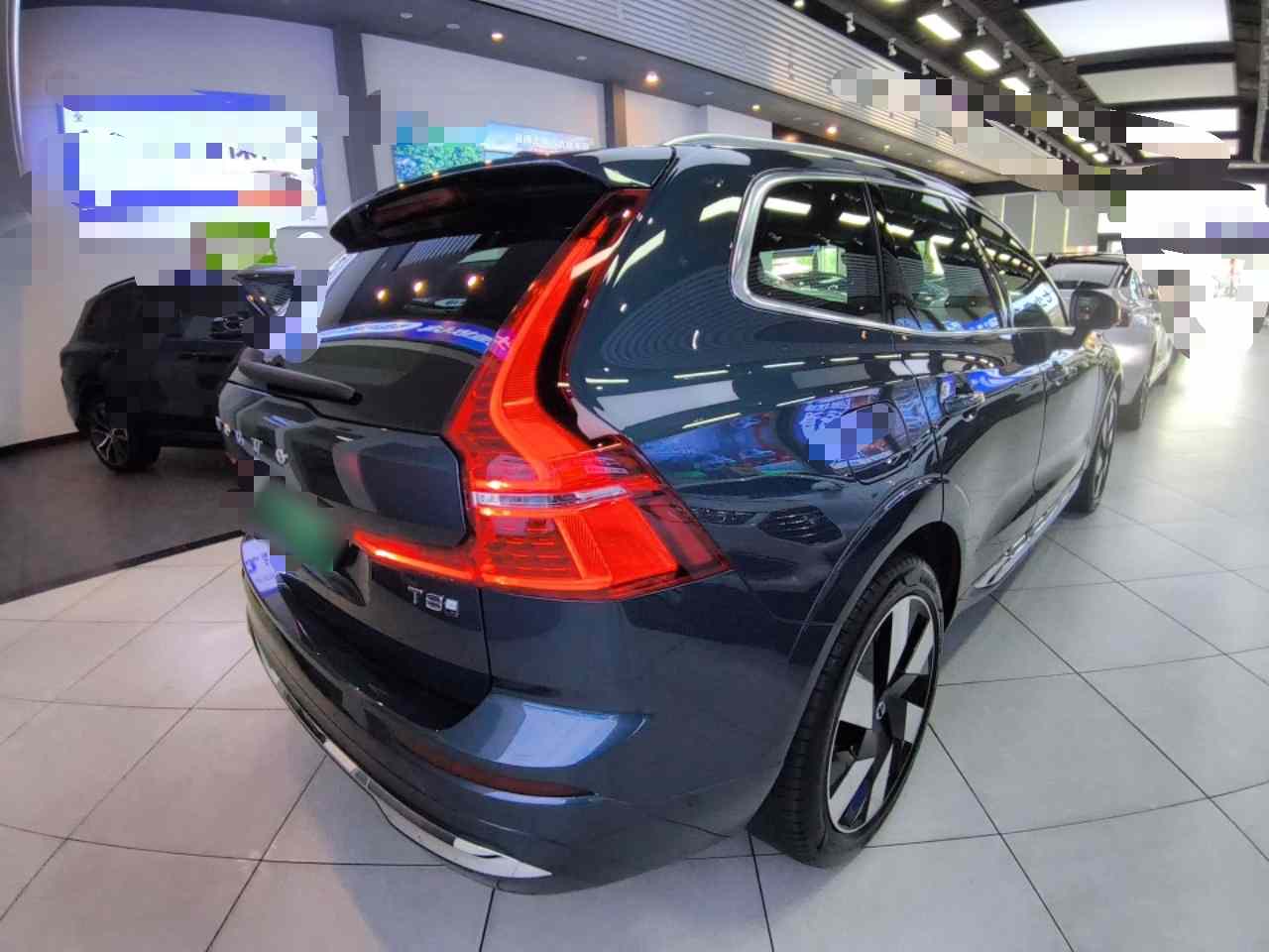 沃尔沃XC60新能源 2024款 T8 插电混动 长续航四驱智雅豪华版(4)