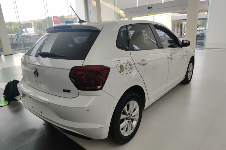 大众 Polo 2021款 Plus 1.5L 自动炫彩科技版车身外观7