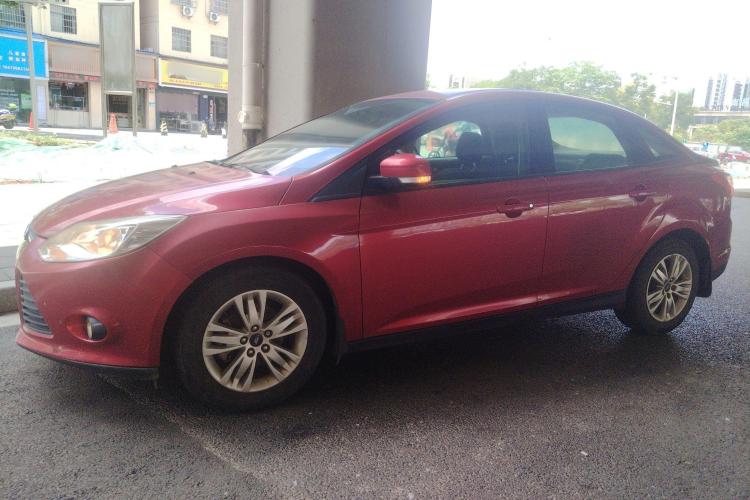 福特 福克斯 2012款 三厢 1.6L 自动舒适型车身外观6003