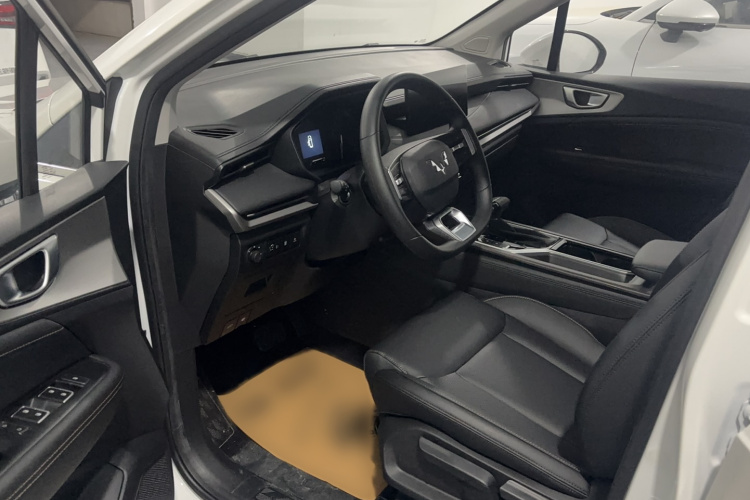 五菱汽车 五菱佳辰 2022款 1.5T CVT智享豪华型中控内饰7002