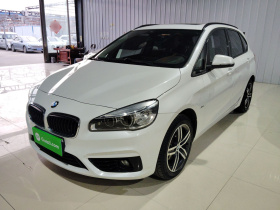 宝马2系旅行车 2016款 218i 运动设计套装