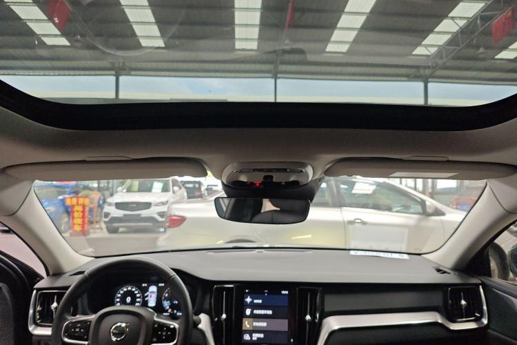 沃尔沃S60 2020款 T4 智远豪华版中控内饰22