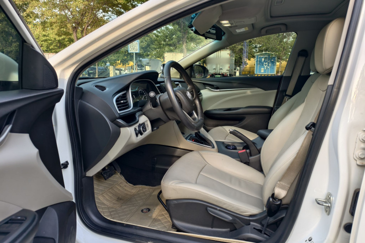 别克 英朗 2018款 15T 双离合精英型 国V局部细节22