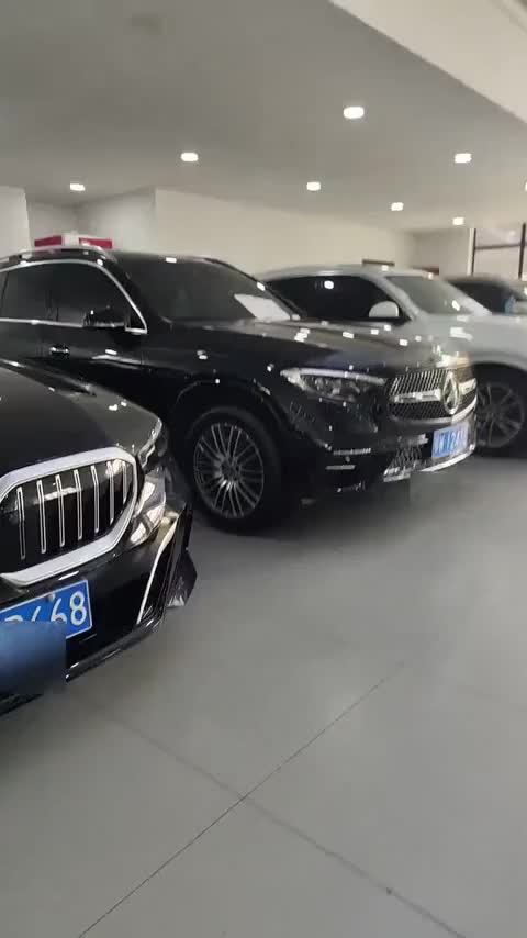 奔驰GLC 2023款 改款 GLC 300 L 4MATIC 动感型 7座讲解2