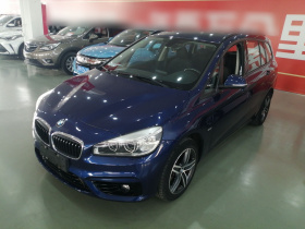 宝马2系多功能旅行车 2015款 218i 运动设计套装