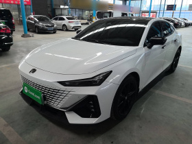 长安UNI-V 2023款 1.5T 尊贵型