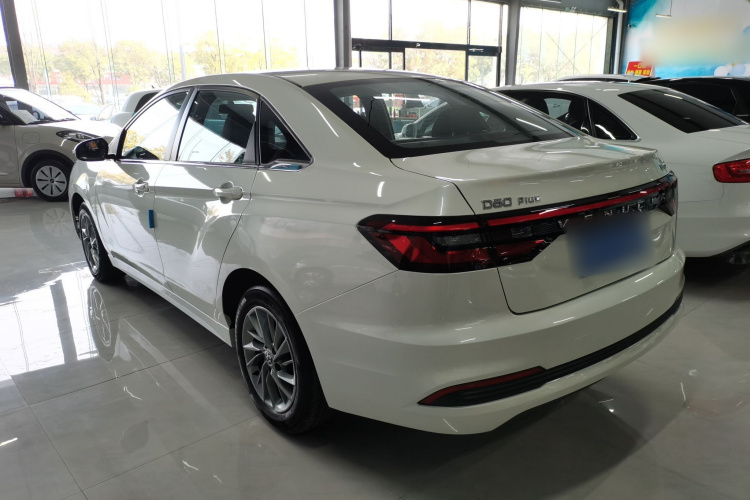 启辰D60 2023款 PLUS 1.6L XE CVT潮领版车身外观4