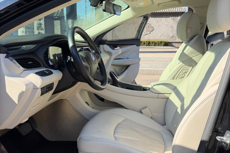 别克 君越 2022款 Avenir艾维亚 先享型车身外观6008