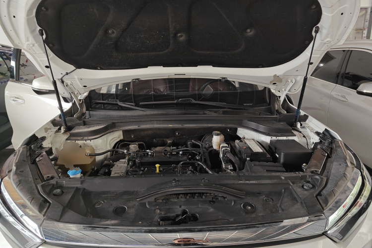 北京汽车 北京X7 2020款 1.5TD DCT致风版机舱底盘24