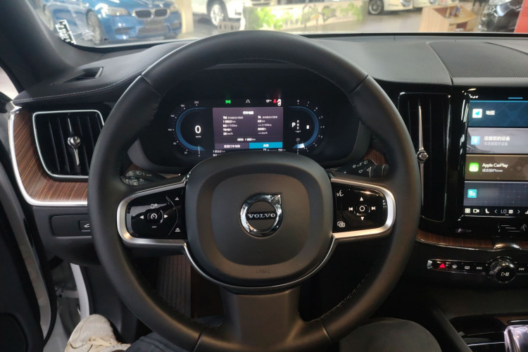 沃尔沃XC60 2025款 B5 四驱智远豪华版中控内饰13