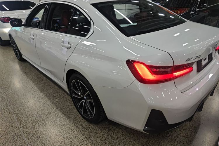 宝马3系 2024款 320Li M运动套装车身外观4