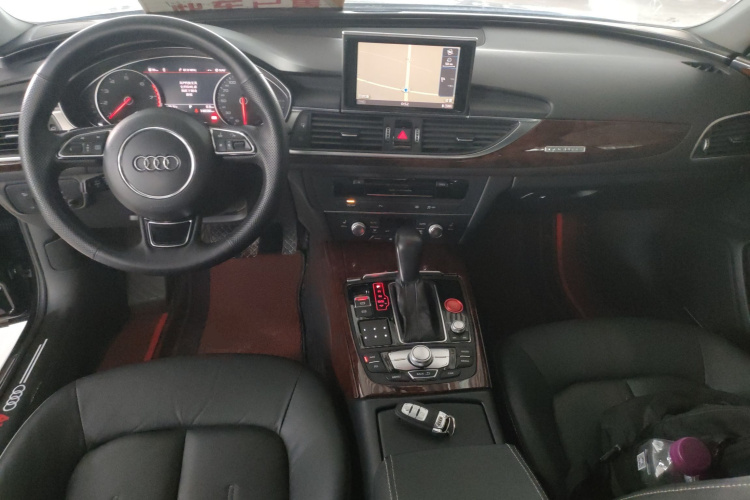 奥迪A6L 2018款 30周年年型 45 TFSI quattro 运动型中控内饰12