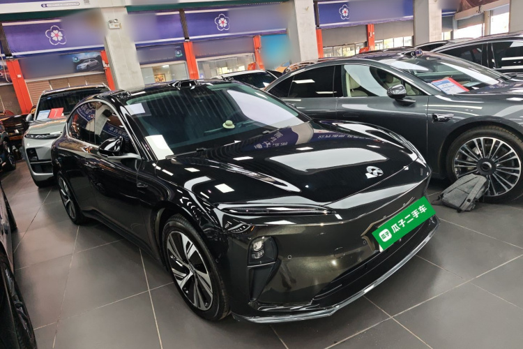 蔚来ET5 2024款 75kWh车身外观3