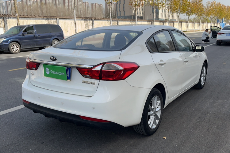 起亚K3 2017款  1.6L 自动15周年特别版GLS车身外观6010