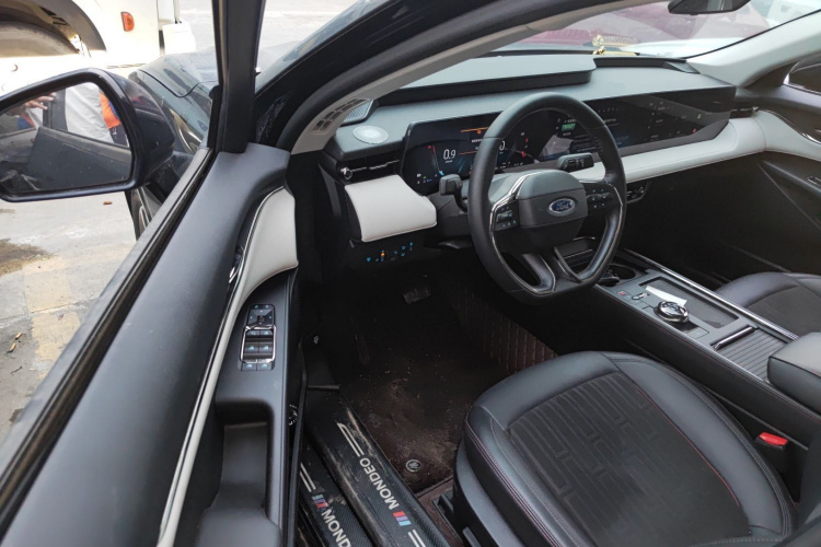 福特 蒙迪欧 2022款 改款 EcoBoost 245 豪华型中控内饰20