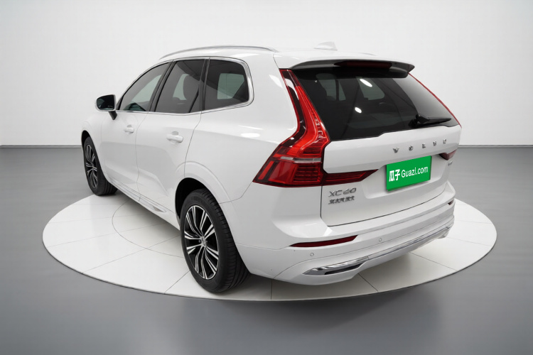 沃尔沃XC60 2022款 B5 四驱智逸豪华版车身外观5