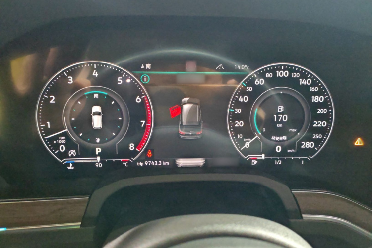 大众 途锐 2022款 3.0TSI 锐享版 曜黑运动套装局部细节14