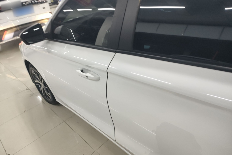 吉利汽车 帝豪 2022款 第4代 1.5L CVT精英型车身外观6003