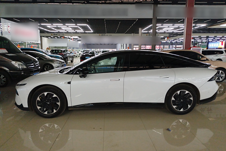 小鹏P7+ 2024款 超长续航 Max车身外观6003