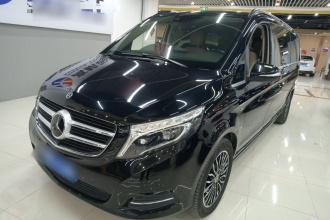 奔驰V级 2018款 V 260 L 尊贵加长版 国VI
