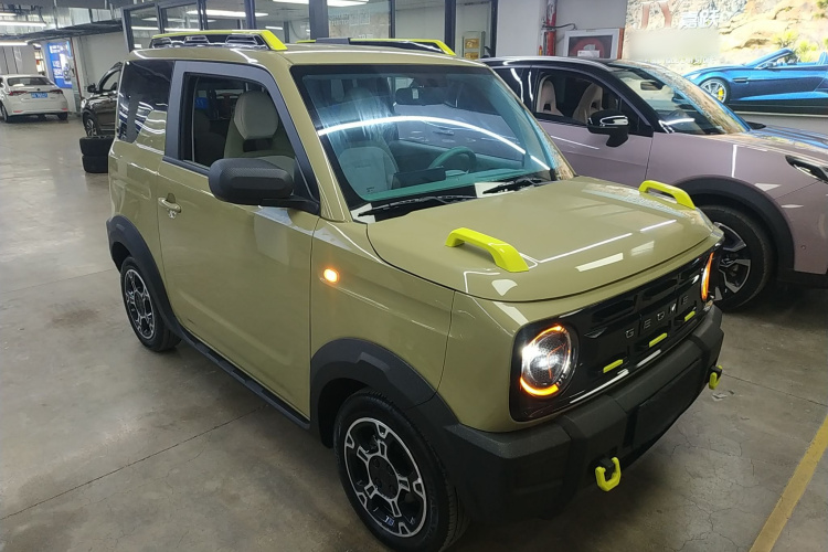 吉利银河 2025款 210km 熊猫骑士车身外观3