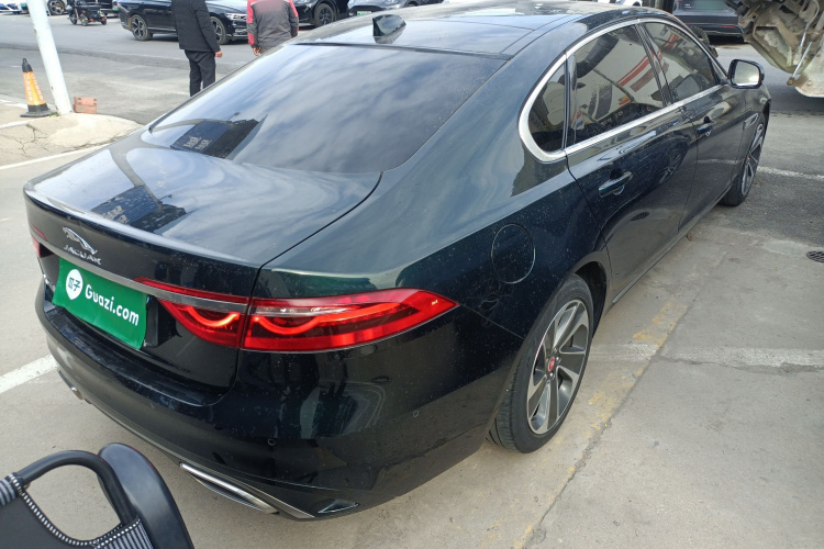 捷豹XFL 2022款 XFL 2.0T P200 两驱精英豪华版车身外观6005