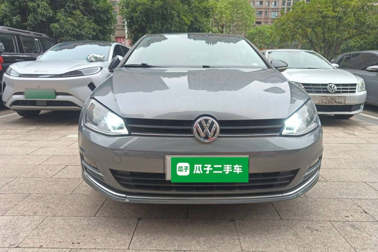 大众 高尔夫 2014款 1.4TSI 自动舒适型车身外观2