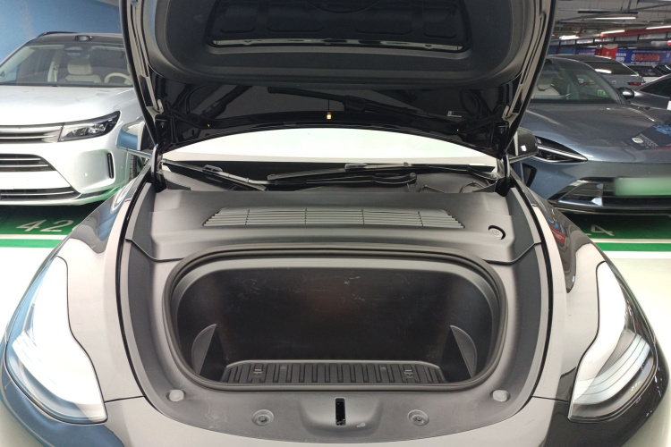 特斯拉 Model Y 2022款 改款 后轮驱动版局部细节24