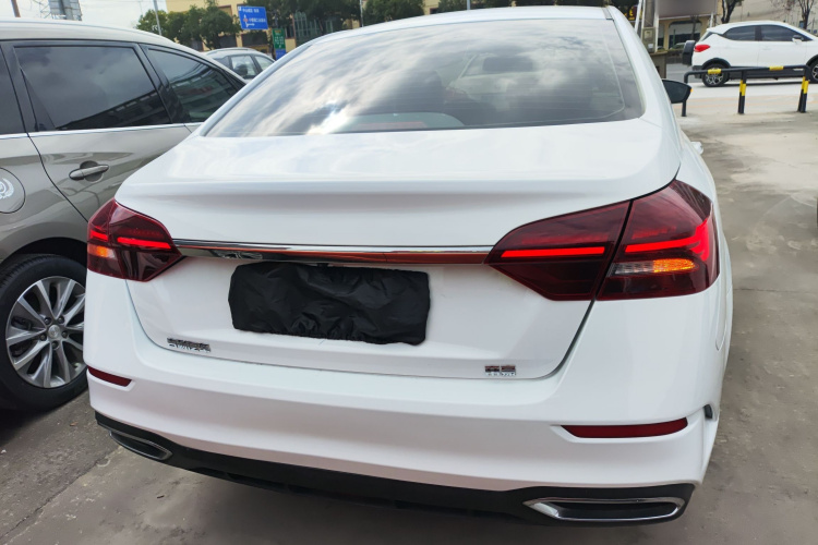 吉利汽车 帝豪 2021款 UP 1.5L CVT舒适型车身外观6