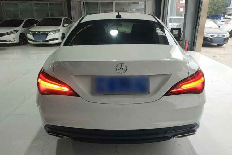 奔驰CLA 2018款 CLA 200 时尚型车身外观6